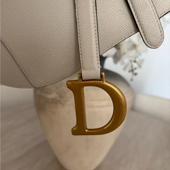 100% auth Dior Medium saddle bag 🌟 - Picture 5 of 7